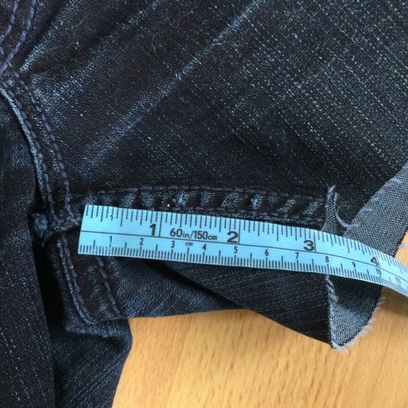 Silver Jeans W28 Cut Offs Low Rise Dark Denim - Picture 7 of 8